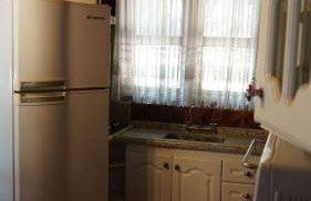 Chalé europeu com vista para natureza no interior - Foto 13