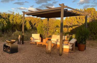 Santa Fe Modern FARMHOUSE 1 ACRE PRIVATE RD SOAKING ROOM 3 min Canyon rd - Foto 36