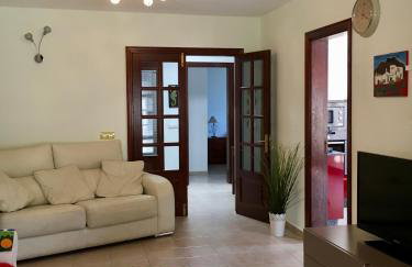 Lovely Villa Nico Playa Blanca, hot tub, communal pool - Foto 11