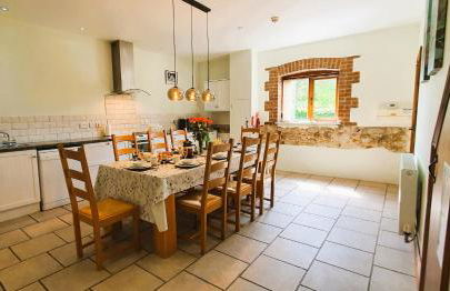 The Victorian Barn, Self-Catering Holidays with Pool and Hot Tubs, Dorset - Photo 64