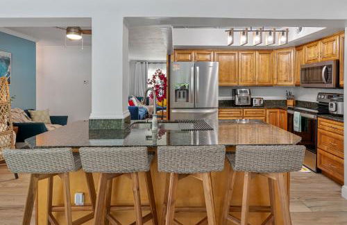 Heated pool & jetted spa -- mins to beach - Photo 34