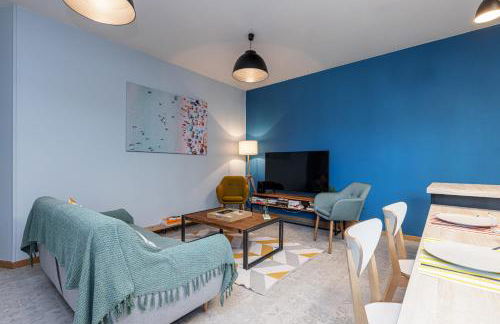 Large 3 Bdr City Center - Photo 8