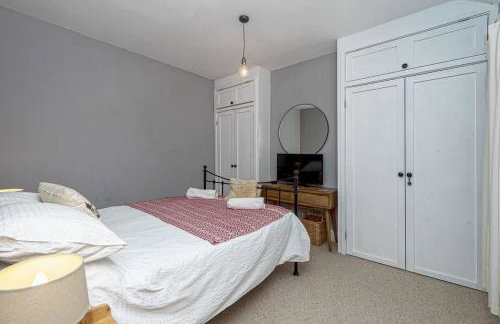 Beautiful Redbrick Home in Ruthin Centre & Parking - Foto 15