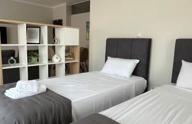 J&N Living - Photo 7