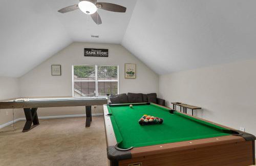 Country Haven - Hot Tub & Pool! Game Room, King Beds, Mins 2 dwtn - Foto 48