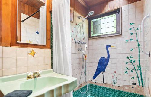 Stunning Bay Views with Pickleball and Hot Tub - Foto 28