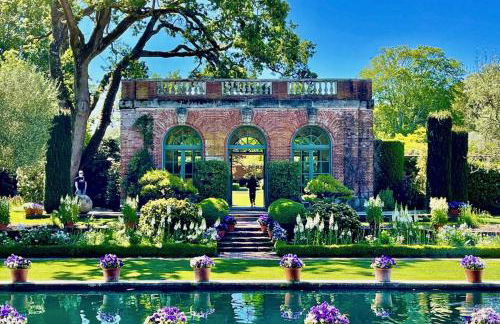 Experience the Pinnacle of Coastal Living at Harbour House - Foto 74