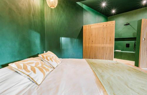 ÉROS - Loft entier avec Balnéo & Rétroprojecteur - Foto 19