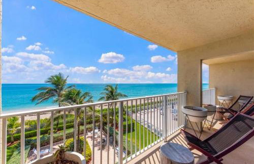 Hutchinson Island BeachFront Heated Pool Balcony Top Floor Amazing View - Foto 11