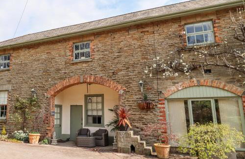 The Stable - Photo 1