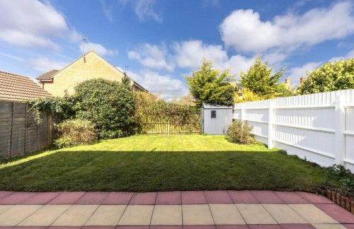 Detached House - Prime Location - Free Parking, Fast Wifi and Smart TVs with Sky TV and Netflix by Yoko Property - Foto 27