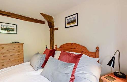 3 Bed in Cilycwm BN093 - Photo 16