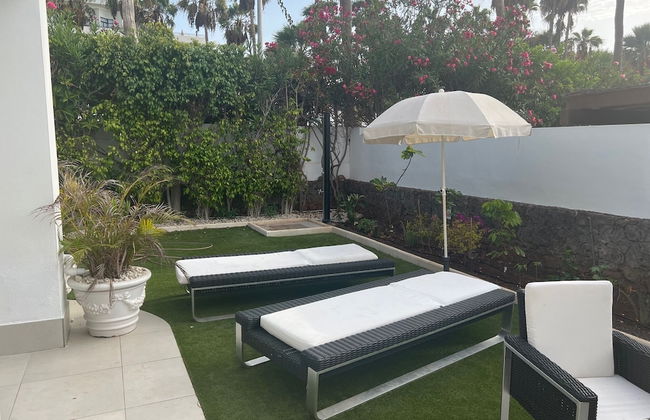 Luxury 4 bedroom villa with jacuzzi - Photo 27