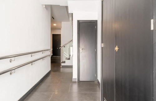 Atico moderno en Nervion con terraza - Foto 26