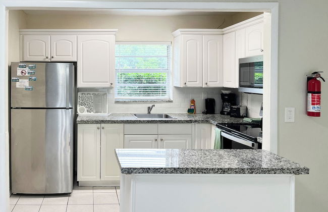 Sunny Isles Apartments by MiaRentals - Foto 33