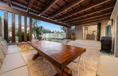 SunKeramos Retreat - "Free" Heated Pool Private Villa - Foto 10