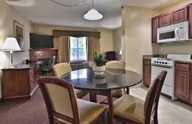 Four Seasons Island Resort - Photo 48