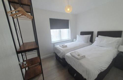 Lovely home close to City Center & Rail Station - Foto 9