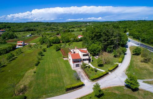 Apartments with parking space Manjadvorci, Marcana - 7445 - Foto 1