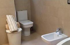 APARTAMENTO REFORMADO Y LUMINOSO EN AGUILAR DE LA FRONTERA - Foto 9