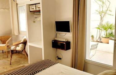 La maison blanche Intra-Muros Free parking - Foto 12