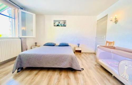 MAISON AXALY SAINT MARTIN D’ARDECHE 12 PERSONNES AVEC PISCINE - Foto 10