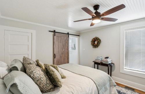 Charming Downtown McCloud Retreat home - Foto 11