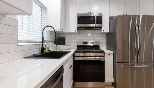 Stylish Long Beach Retreat Walk to Beach Bars - Foto 5, stove, dishwasher, pet friendly, toaster