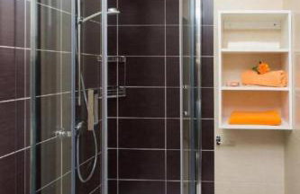 Breathtaking Scenic Villa with Pool - Photo 27