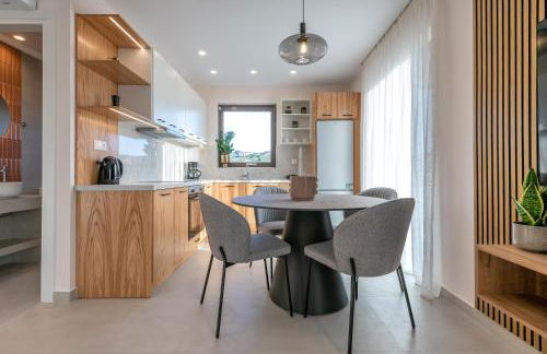 Alysos Luxurious Apartments - Photo 49