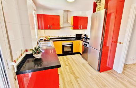 Velez Nazari VILLALOLA - Photo 16