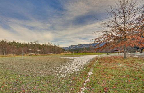 Bonners Ferry Cabin with Wraparound Deck and Views! - Foto 28