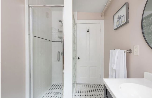 TuckAway Suites at East Branch - Photo 49