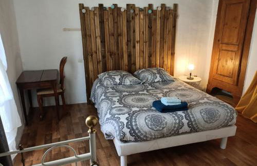 Maison de caractère au cœur de la cité médiévale de Gourdon - Photo 15