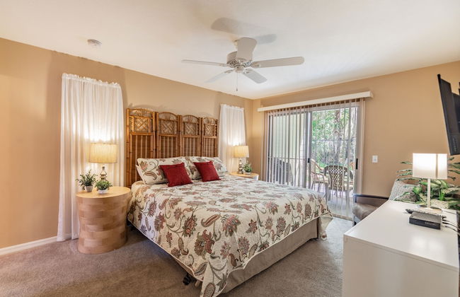 ​Near Theme Parks! 4 BR's, Sleeps 10! Gorgeous Home, Pool, Patio! - Foto 1