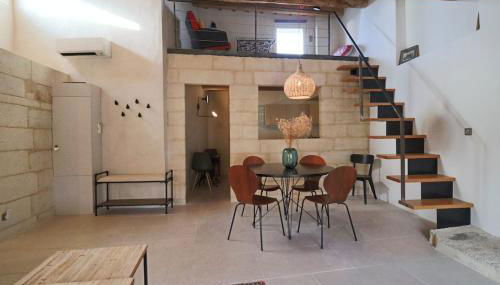 Douceur Uzétienne Appartement de Caractère Climatisé - Foto 3