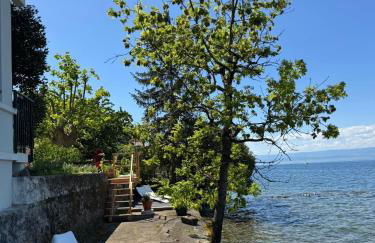 La Villa du Lac - Appartements de vacances - Les pieds dans l'eau - Foto 38