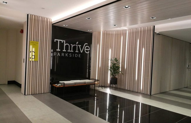 Modern 1 Bedroom in Tranquil Parklands - Photo 15