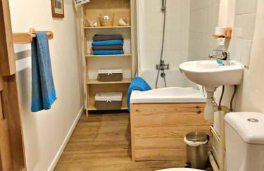 Les Vergnes Gîtes Countryside Getaway with Pool - Foto 6