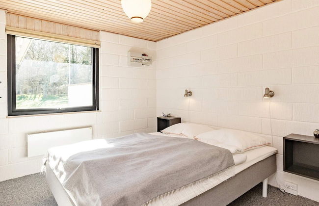 6 Person Holiday Home in Veslos - Photo 4