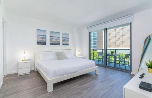Spacious and bright in the heart of Brickell - Foto 8