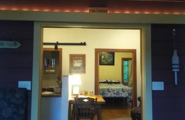 Red Cabin & Sauna on Lake Monomonac - Foto 21