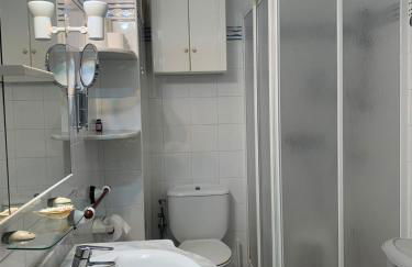 Apartamento en primerísima línea de playa con espectaculares vistas Netflix, Prime y Disney - Photo 20