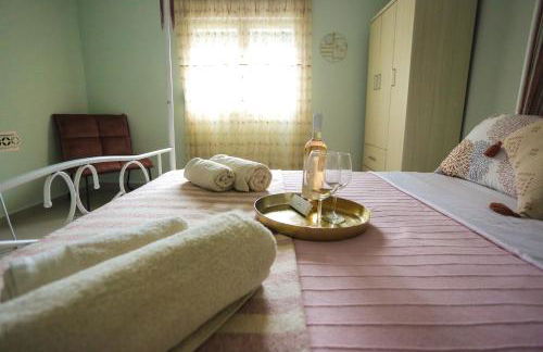 Goldtown House - Photo 42