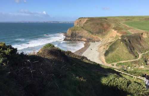 Best Beach 2025 "Little Haven" & The Hidden Gem - Foto 28