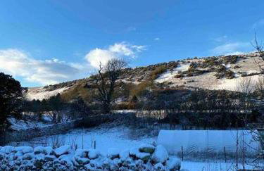 The Carthouse (Luxury 2 bed with private hot tub) - Photo 28