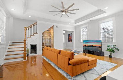 Modern Home Overlooking Downtown - Foto 18