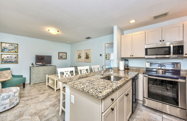 Le Monaco - Romantic 1 BR Condo Steps from 5th Ave S. Chic Coastal Retreat with King Bed and Beach Access. Perfect Location for Couples Near Dining, Shopping, and Naples Beach - Foto 5