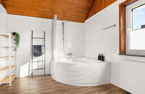 Tucan - Rooftop Terrace with View, BBQ, PS4+Stream - Foto 14