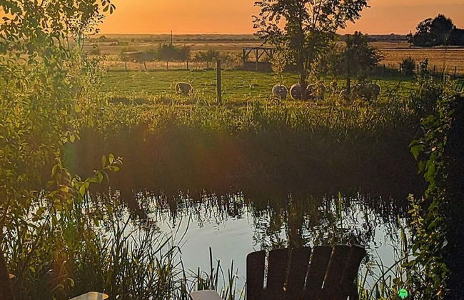 Owl Lodge With Hot Tub and Massage Treatments - Photo 24